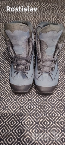 туристически обувки висок клас , снимка 4 - Дамски ежедневни обувки - 52694337