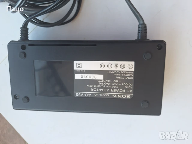 SONY AC-V35 зарядно за видеокамера, снимка 2 - Чанти, стативи, аксесоари - 50603983