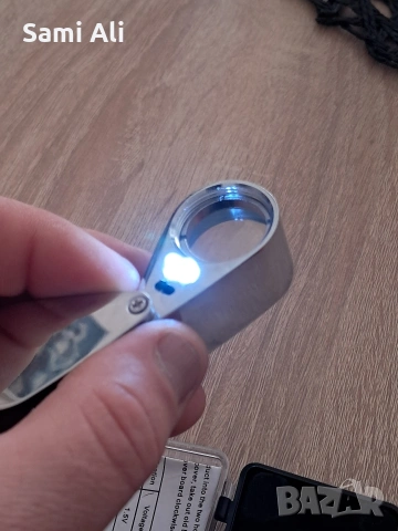 Бижутерска лупа 30x-21mm с LED осветление - Като нова, снимка 4 - Други - 53670290