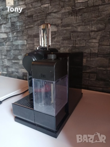 Кафемашина с капсули Nespresso Lattissima Touch EN560, снимка 7 - Кафемашини - 52987278