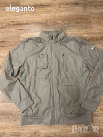 НОВО мъжко яке Nike Running Storm-Fit Windbreaker ветровка Л размер, снимка 1 - Якета - 49119295