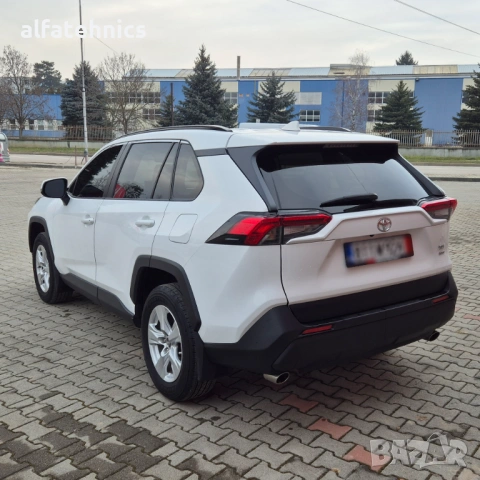 TOYOTA RAV4 XLE 2.5 Бензин 2020 - 61000KM, снимка 4 - Автомобили и джипове - 53886629