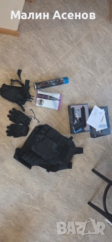 Airsoft пистолет и екипировка