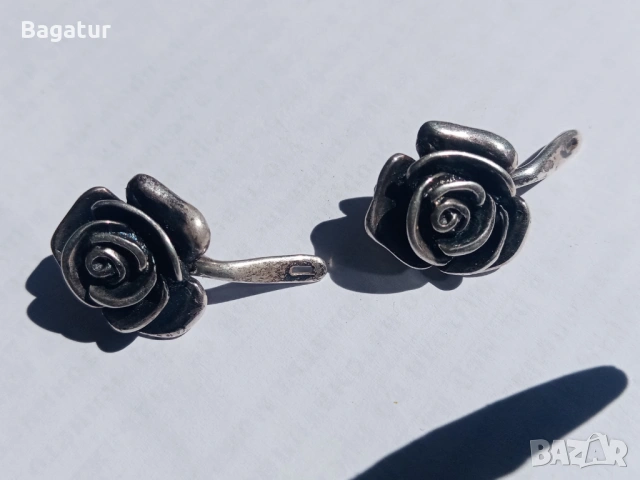 Стари авторски ретро обеци, сребърни, рози,, снимка 8 - Антикварни и старинни предмети - 54126536