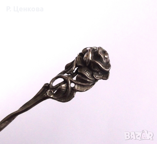 Старинна сребърна лъжица с релефна роза, снимка 8 - Прибори за хранене, готвене и сервиране - 44952190