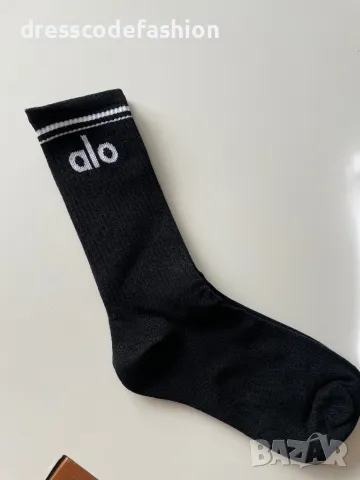 Чорапи Alo, снимка 2 - Дамски чорапи - 49936184