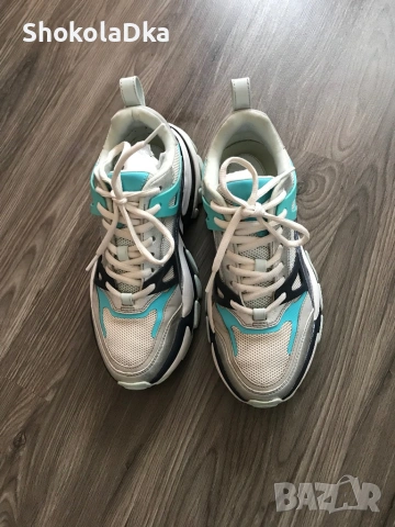 Michael Kors сникърси 37 размер , снимка 2 - Маратонки - 54266319