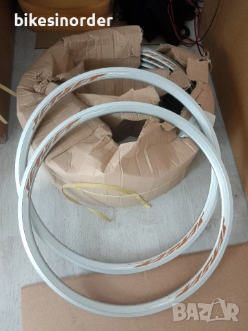 Шини JETSET 27,5' чисто нови 