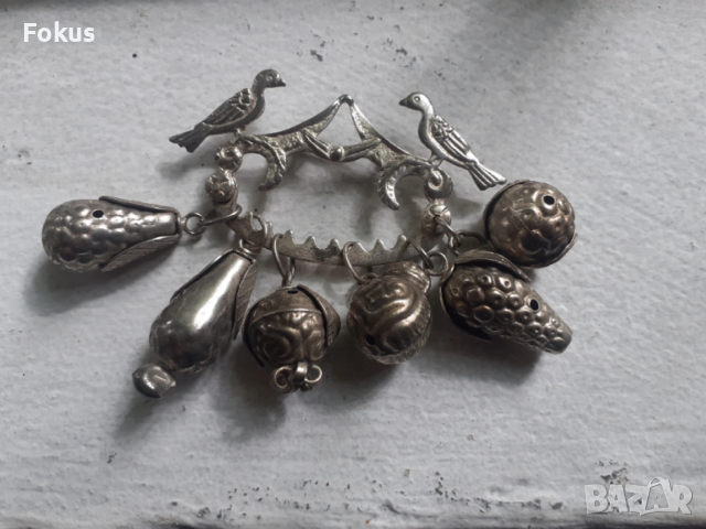 Брошка - накит с пиленца, снимка 3 - Антикварни и старинни предмети - 53327044