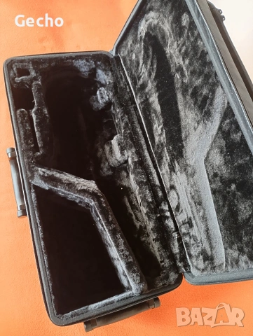 Yamaha твърд кейс за Алт саксафон , снимка 4 - Духови инструменти - 53449746