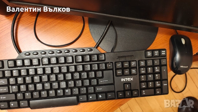 Настолен компютър  със мишка и клавиатура и монитор и колонка , снимка 5 - За дома - 52551269