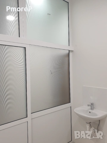 Лекарски кабинет под наем Поморие.Съгласуван с изискванията на РЗИ., снимка 8 - Магазини - 49242182