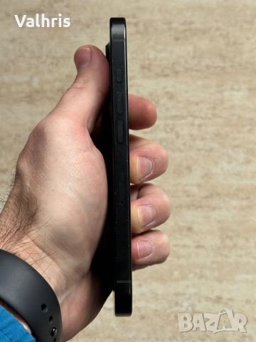 Apple iPhone 16 Pro 128GB Black Titanium, снимка 6 - Apple iPhone - 53082508