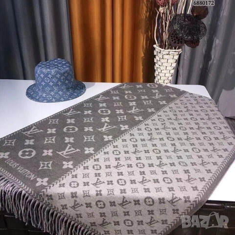 двулицев кащмирен шал gucci Burberry Louis Vuitton , снимка 10 - Шалове - 52149913