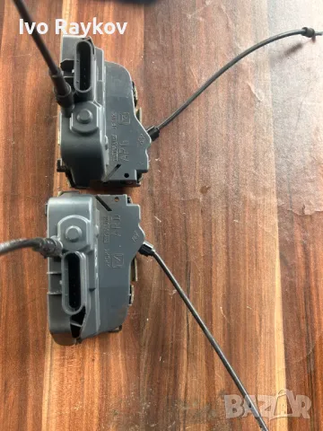 Брава за RENAULT Megane 2 ,задната дясна и лява врата 212467, снимка 2 - Части - 49651817