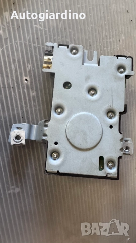 Усилвател за антена за Audi A3 - 8P4.035.225 / 7617310104, снимка 2 - Части - 51723678