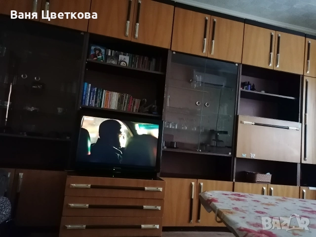 Продавам секция Диана. 