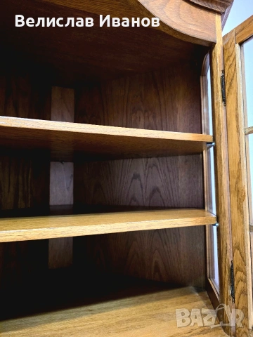 Винтидж дъбова витрина за стена (ъглова) от масивно дърво. Перфектно състояние., снимка 8 - Антикварни и старинни предмети - 53757911