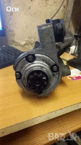 Стартер за Опел Вектра С и Сигнум 3.0 дизел V6 8972542203, снимка 2 - Части - 53456683