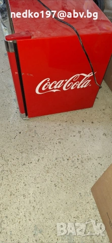 продава се мини бар на кока кола , снимка 2 - Друга електроника - 53474761