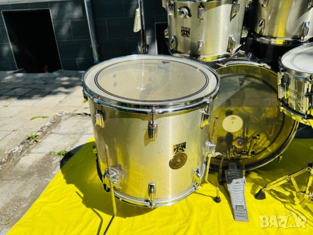 MADE IN JAPAN! 1979 TAMA IMPERIALSTAR пълен сет барабани и стойки!, снимка 2 - Ударни инструменти - 50600804