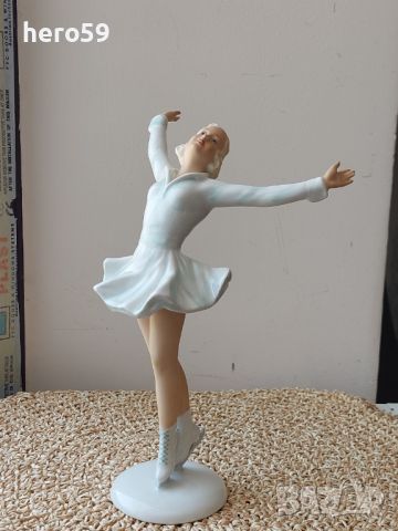 Немска порцеланова фигура балерина на кънки,фирма Schaubach Kunst.1950-60г., снимка 1 - Колекции - 46277331