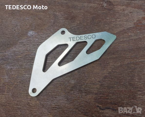 Suzuki DRZ - Гард за преден пиньон Tedesco®, снимка 4 - Аксесоари и консумативи - 46287923