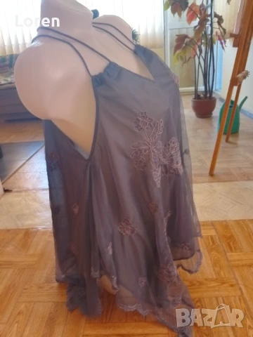 🌸💄Next💄🌸Сив ефирен асиметричен много интересен потник с дантела и тюл на цветя, снимка 10 - Потници - 50556222