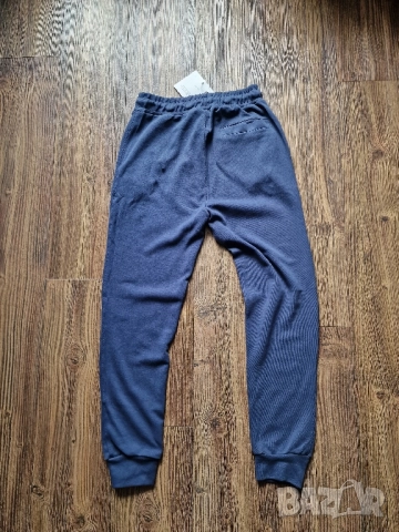 Страхотно мъжко спортно долнище HUGO BOSS , размер S ново с етикет, снимка 6 - Спортни дрехи, екипи - 52002551