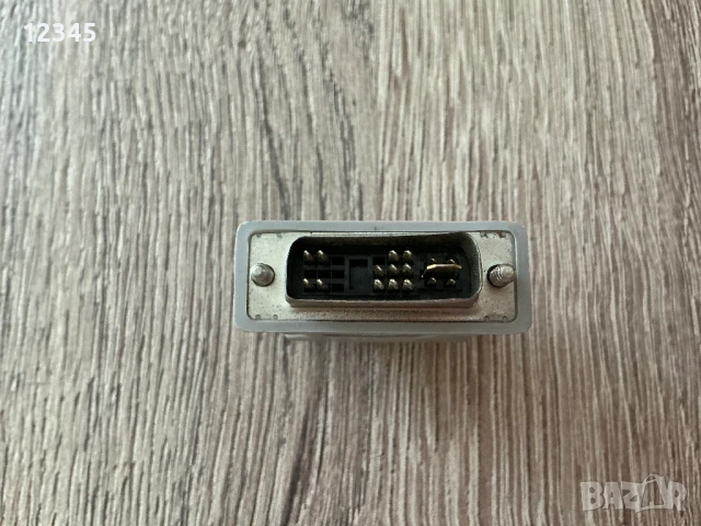 Адаптер DVI-M / VGA-F, снимка 2 - Кабели и адаптери - 51251670