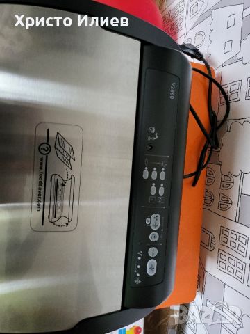 Уред за вакуумиране Foodsaver V2860I 3 скорости с кутия комплект, снимка 10 - Други - 45615036