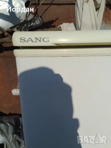 Хладилник с фризер., снимка 5 - Хладилници - 53847457