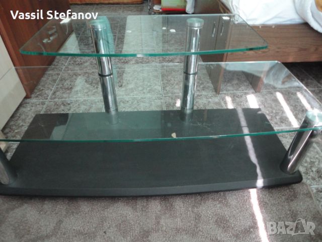 Стъклена холна маса,три нива, снимка 1 - Други стоки за дома - 45493024
