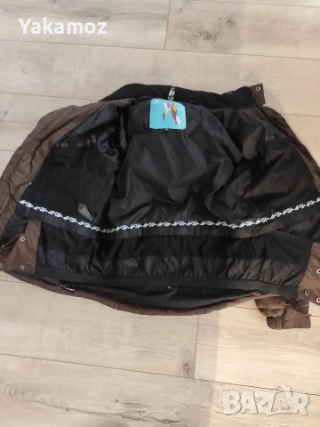 детско ски яке , снимка 3 - Детски якета и елеци - 53270076