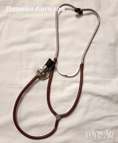 Стар медицински инструмент, стетоскоп