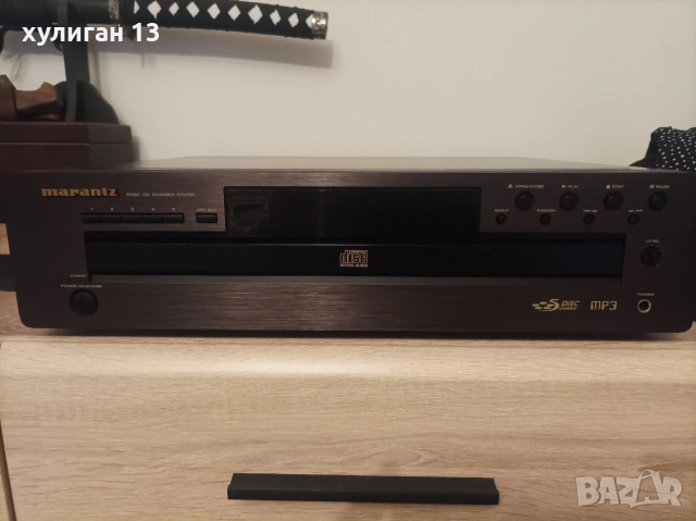 Продавам CD 5 chenger Marantz CC4001