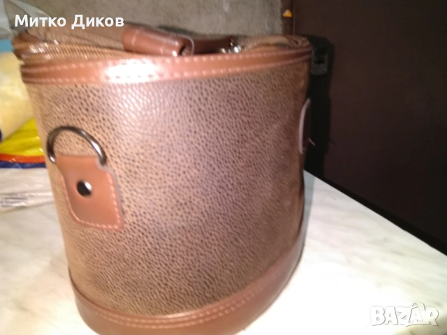 Овална чанта естествена кожа маркова на Comfort Quality H-19cm и фи 20х31см, снимка 2 - Чанти - 53130100