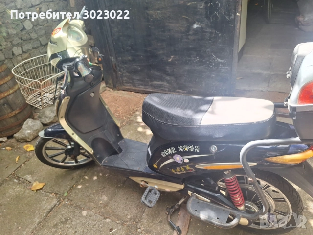 Електрически скутер, снимка 8 - Велосипеди - 51794232