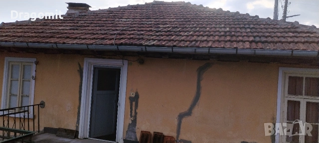 Къща с двор и плевня в кв. на гр. Трявна , снимка 7 - Къщи - 53975812