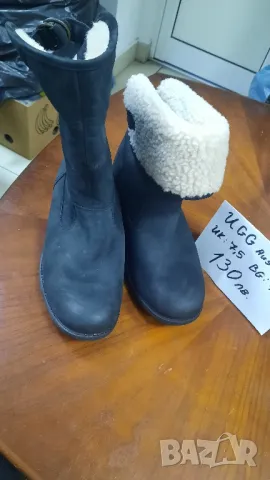 UGG Australia, navy естествена кожа р-р 40, снимка 3 - Дамски боти - 48014477