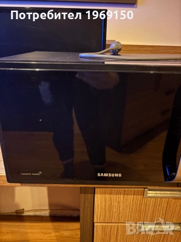Микровълнова фурна Samsung, снимка 3 - Микровълнови - 52674542