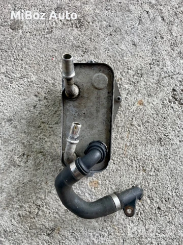 Маслен охладител БМВ Е90 91 BMW