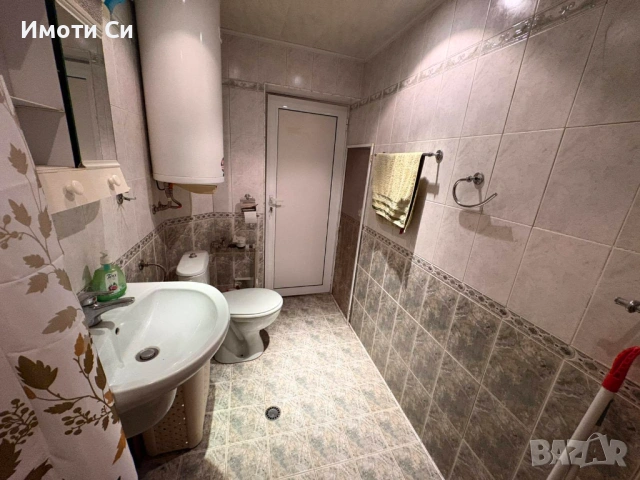 Тристаен апартамент, снимка 16 - Апартаменти - 53912733
