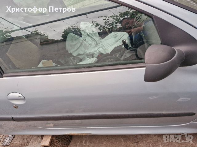 Врати за пежо 206 , снимка 2 - Части - 45845067