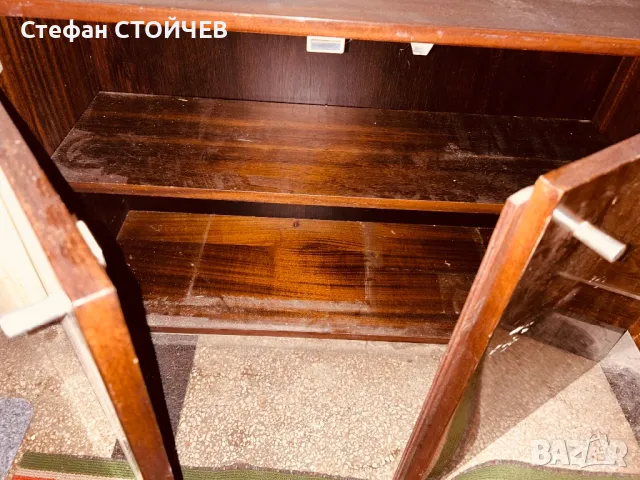 Продавам секция с рафтове за книги, снимка 2 - Секции и витрини - 41136969