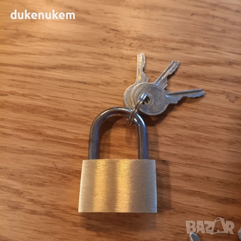 5 броя Катинари 30 мм, месинг + ключове, снимка 9 - Други стоки за дома - 53244249