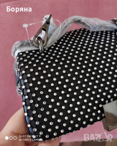 Aldo нова малка вечерна чанта , снимка 11 - Чанти - 52238254