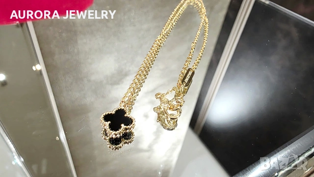 Van Cleef & Arpels VCA Gold Black Onyx Sweet Alhambra Clover Дамско Колие, снимка 5 - Колиета, медальони, синджири - 54152823