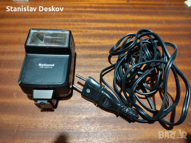 професионална фото светкавица, снимка 3 - Светкавици, студийно осветление - 53597787