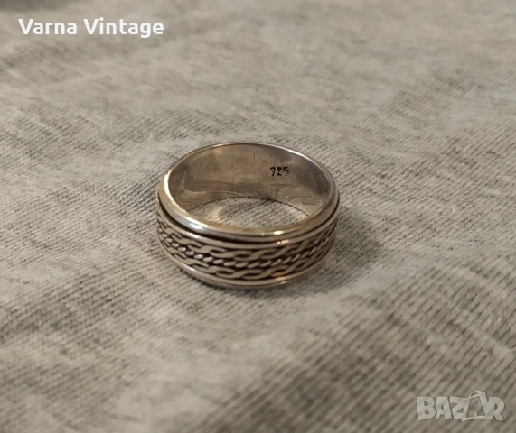 Красив оригинален сребърен (въртящ се) пръстен. 925. 4,5 гр., снимка 2 - Пръстени - 53404064